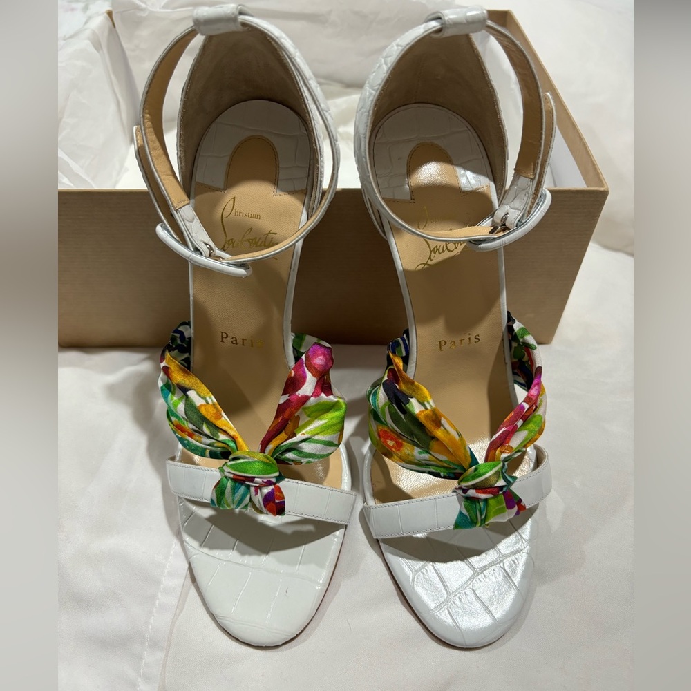 NEW NEVER WORN Christian Louboutin Ruban Leather and Silk Sandals (Size 38 1/2)